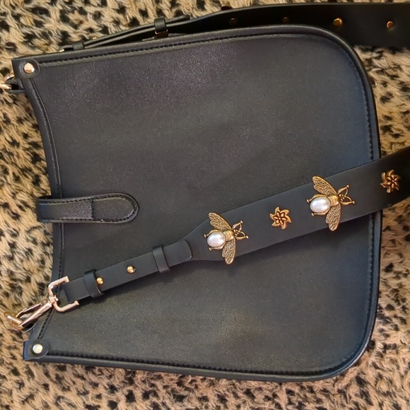 Cthru Vegan Bag and Bee Strap NWOT - Picture 2 of 6